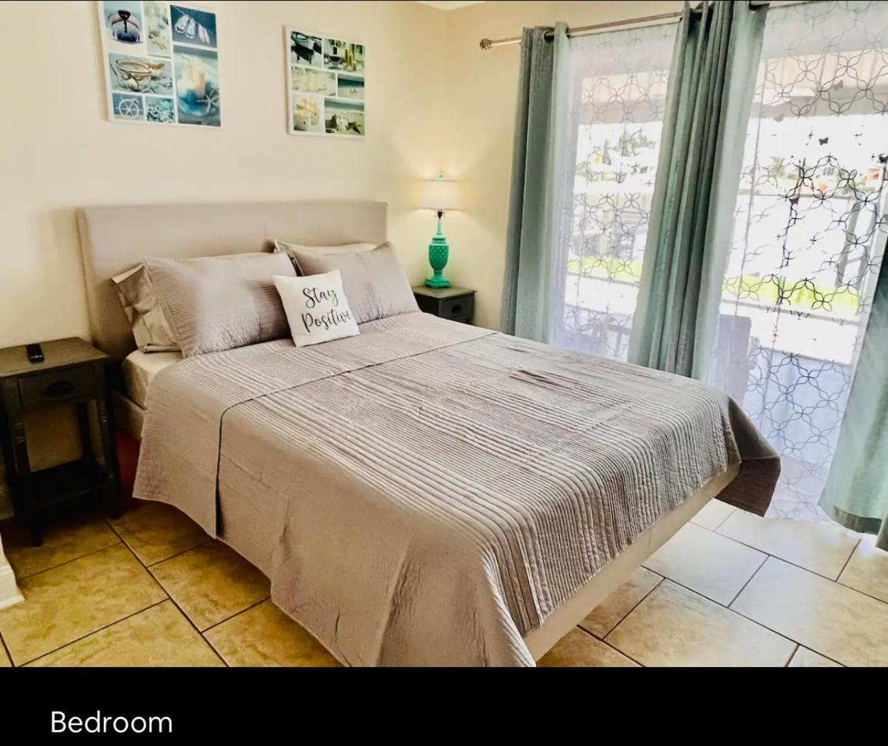 Cozy Home With One Bedroom ケープコーラル エクステリア 写真
